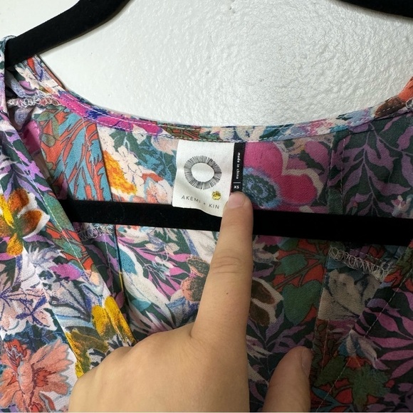 Anthropologie Womens XS Akemi + Kin Multicolor Valencia Floral V Neck Dress - Picture 6 of 16